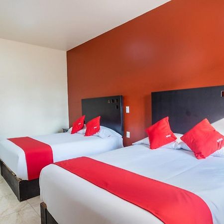 Oyo Hotel Emperadores Inn, Atlixco Kültér fotó