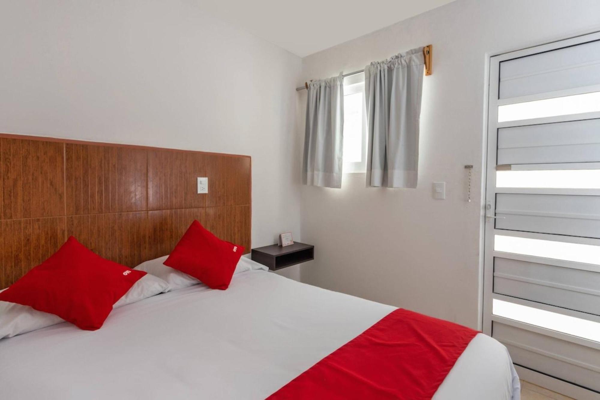 Oyo Hotel Emperadores Inn, Atlixco Kültér fotó
