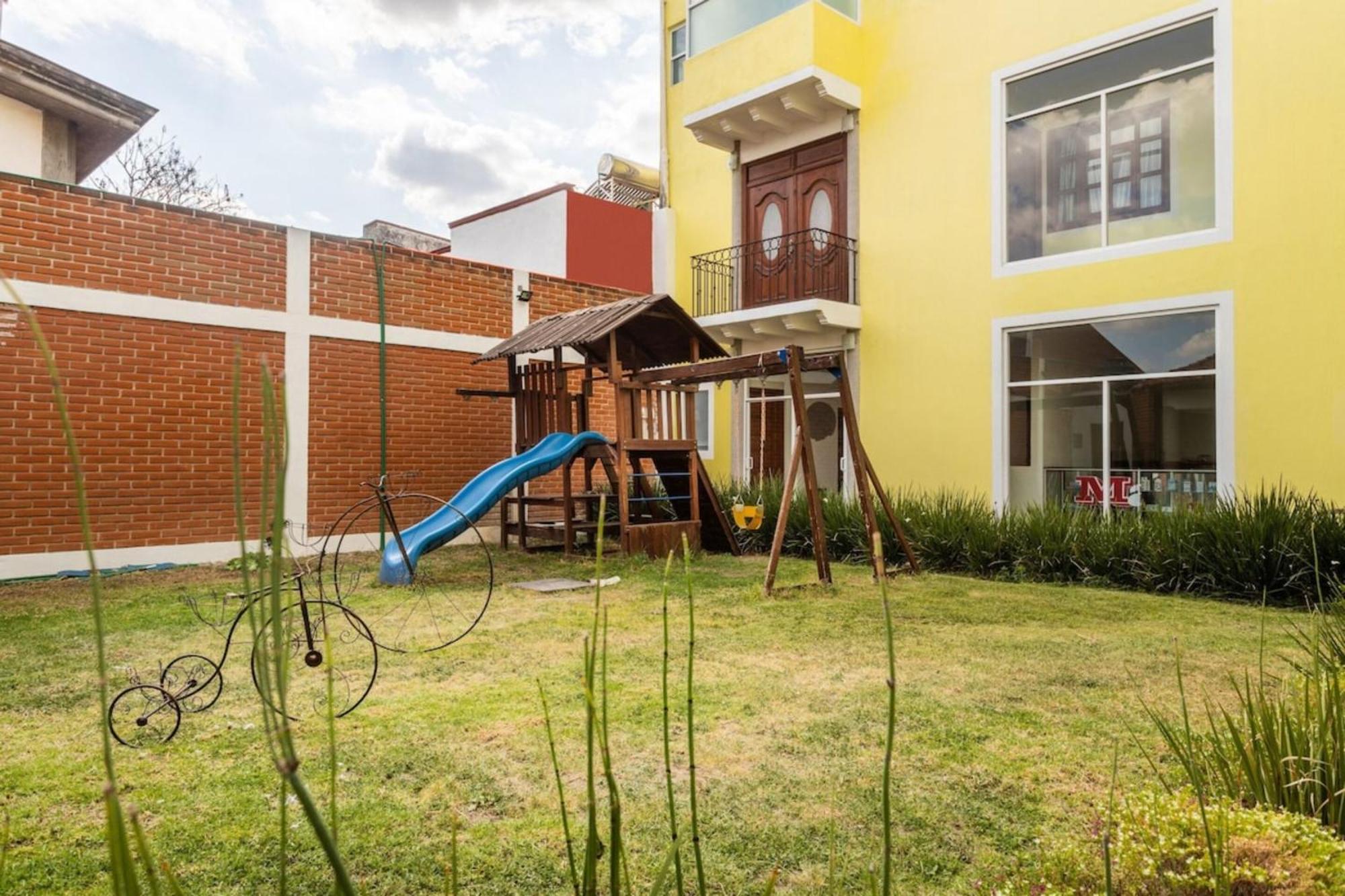 Oyo Hotel Emperadores Inn, Atlixco Kültér fotó
