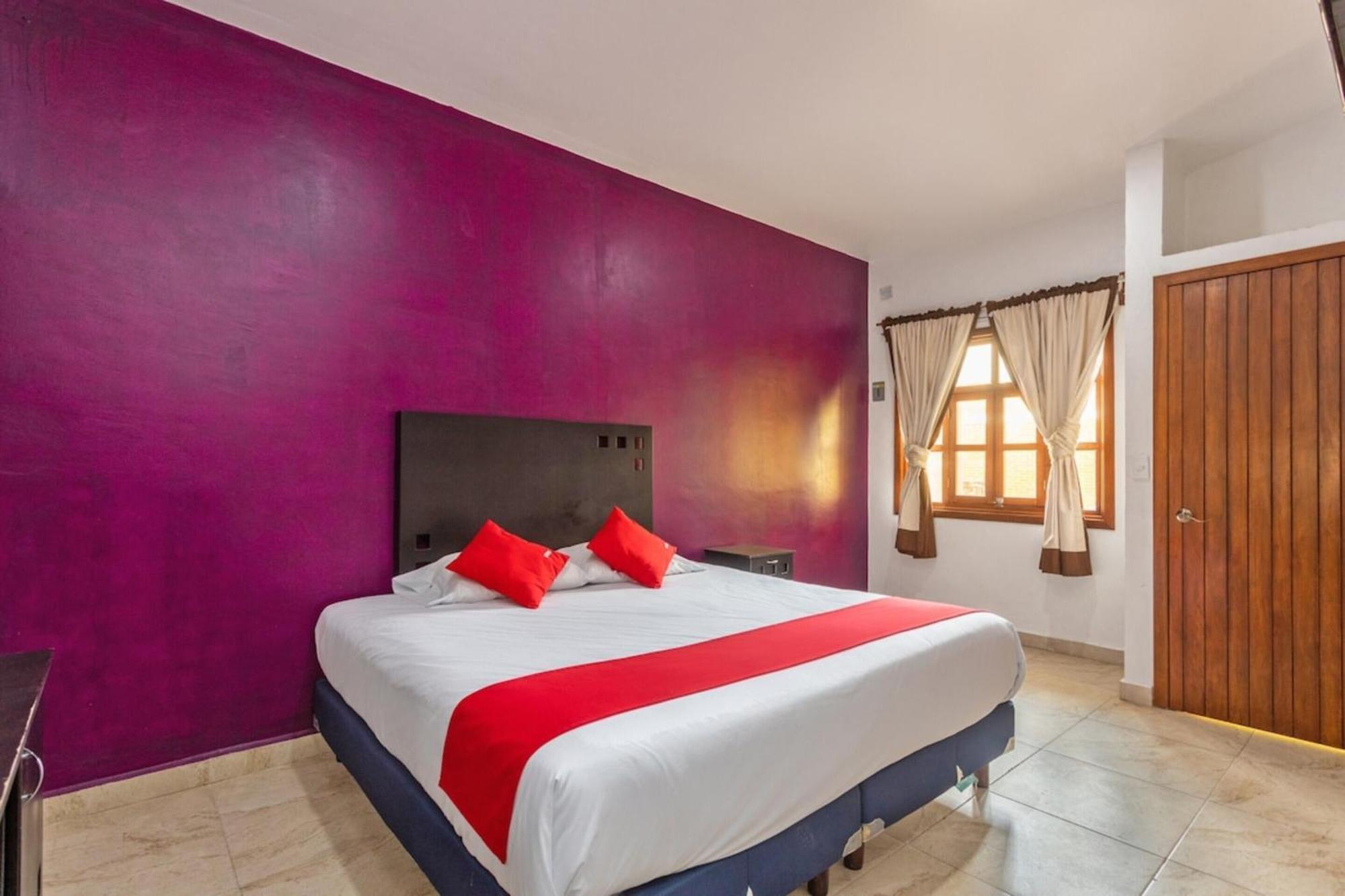Oyo Hotel Emperadores Inn, Atlixco Kültér fotó