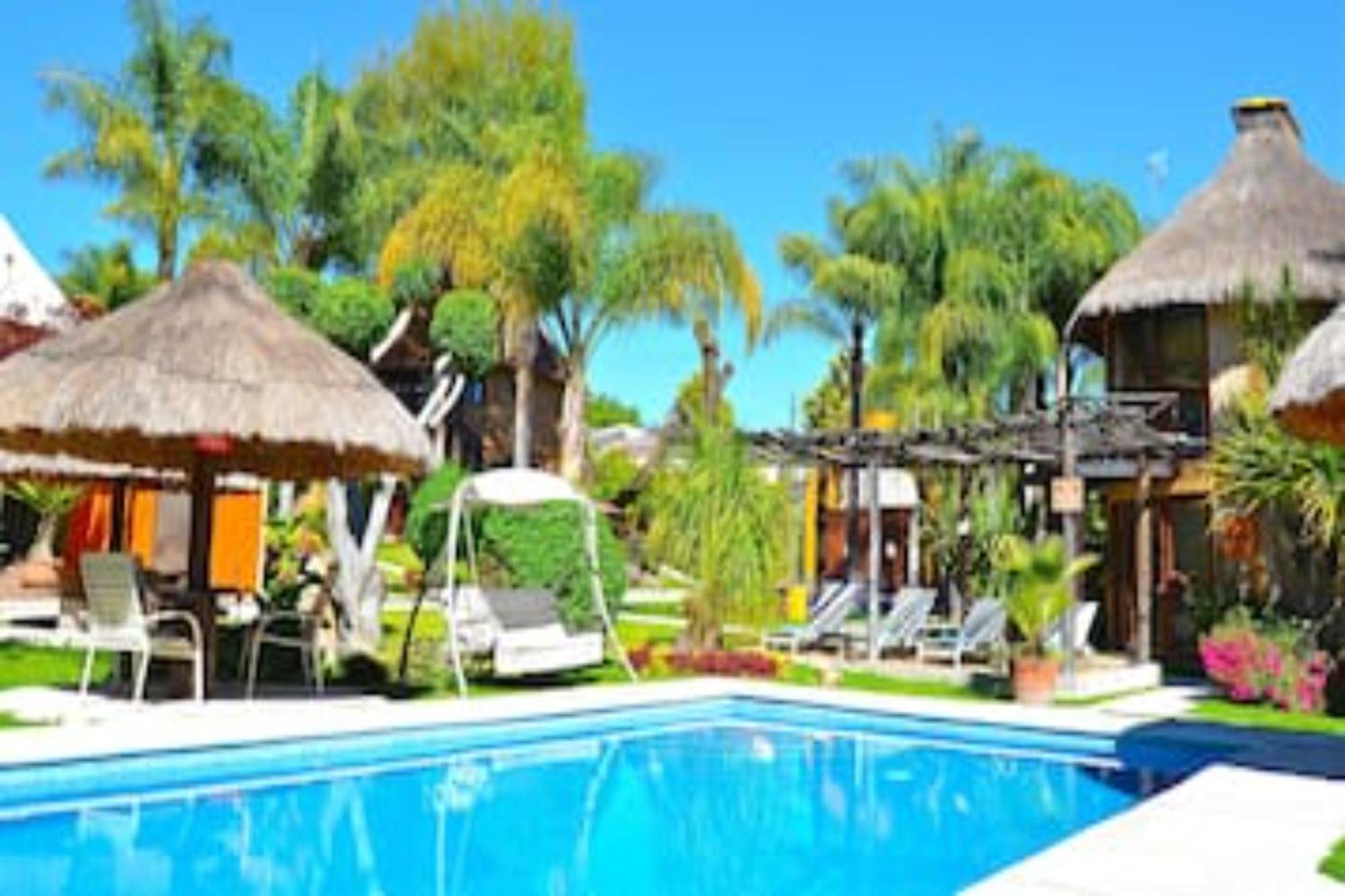 Oyo Hotel Emperadores Inn, Atlixco Kültér fotó