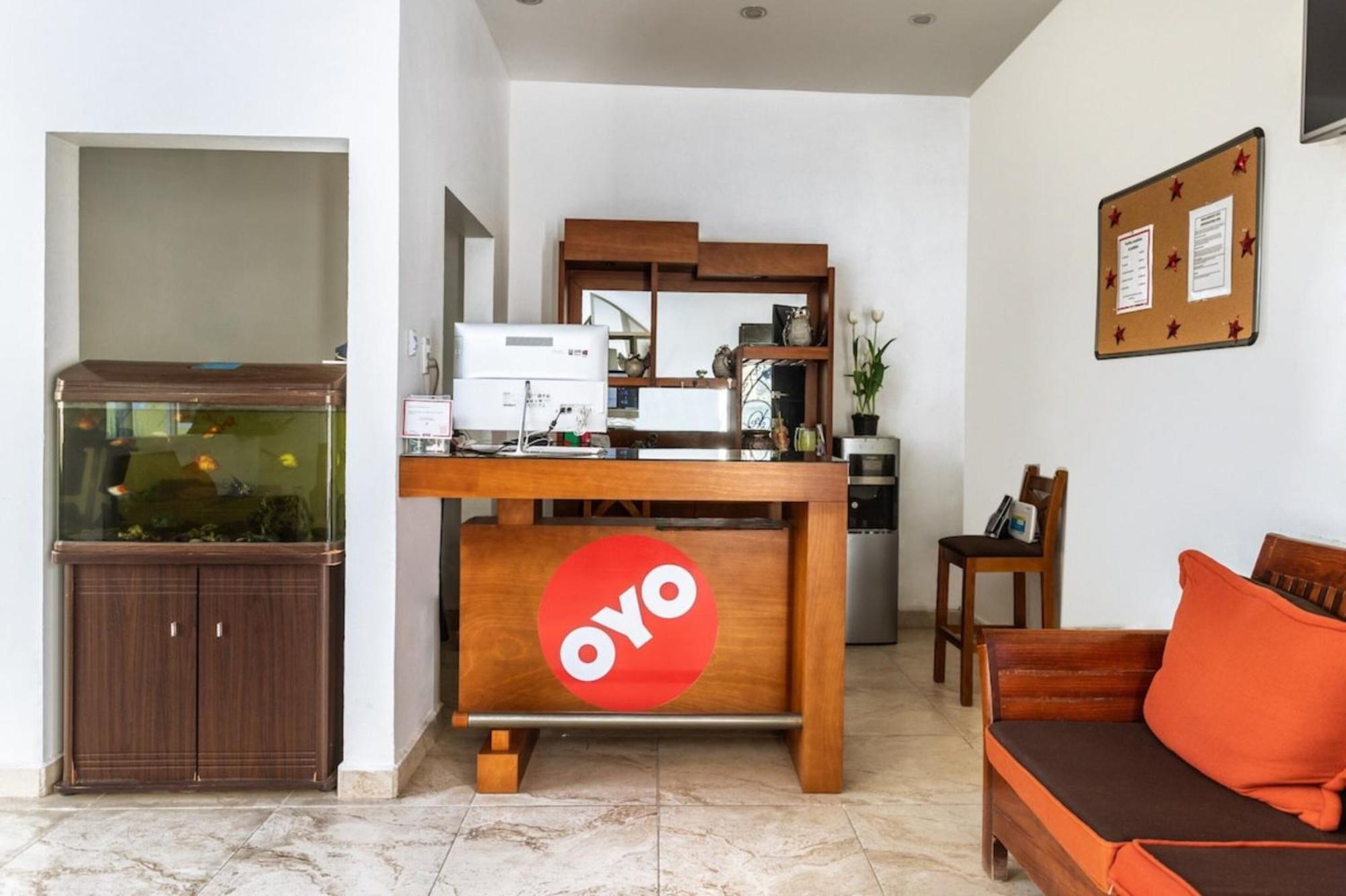 Oyo Hotel Emperadores Inn, Atlixco Kültér fotó